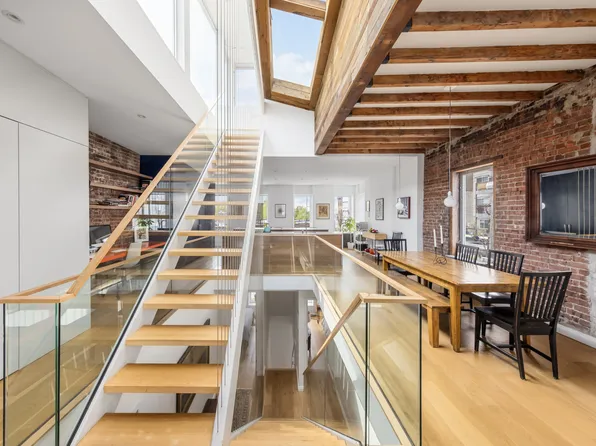 442 Van Brunt Street TSE image 3 of 15