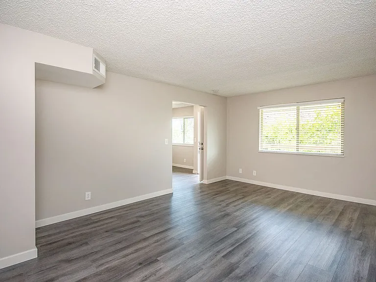 West Palm Apartments — Photo 34