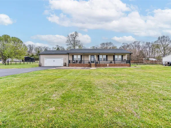 1295 Moorman Ln, Bowling Green, KY 42101