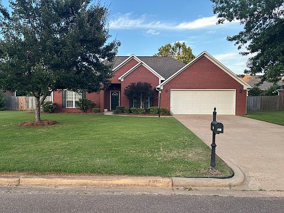 2nd image of 805 Butler Dr