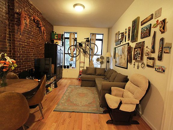 4th image of 440 Saint Nicholas Ave #1D