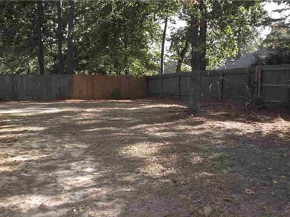 2nd image of 1033 Lake Dockery Dr