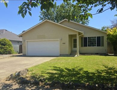 1222 E 4th Ave, Sutherlin, OR, 97479