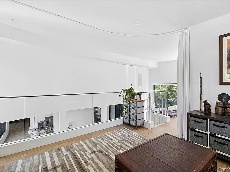 112 Huntington Rd — Photo 19