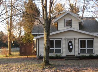 3839 Lakewood Rd, Whitehall, MI 49461