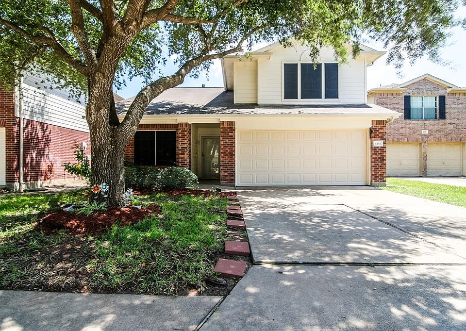 1st image of 4814 Russet Trail Ct