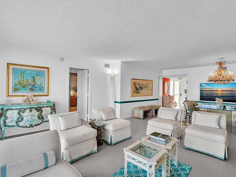 1537 E Hillsboro Blvd #438 — Photo 23