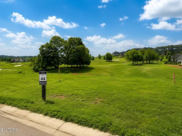 2920 Chestnut Ln, Loudon, TN 37774
