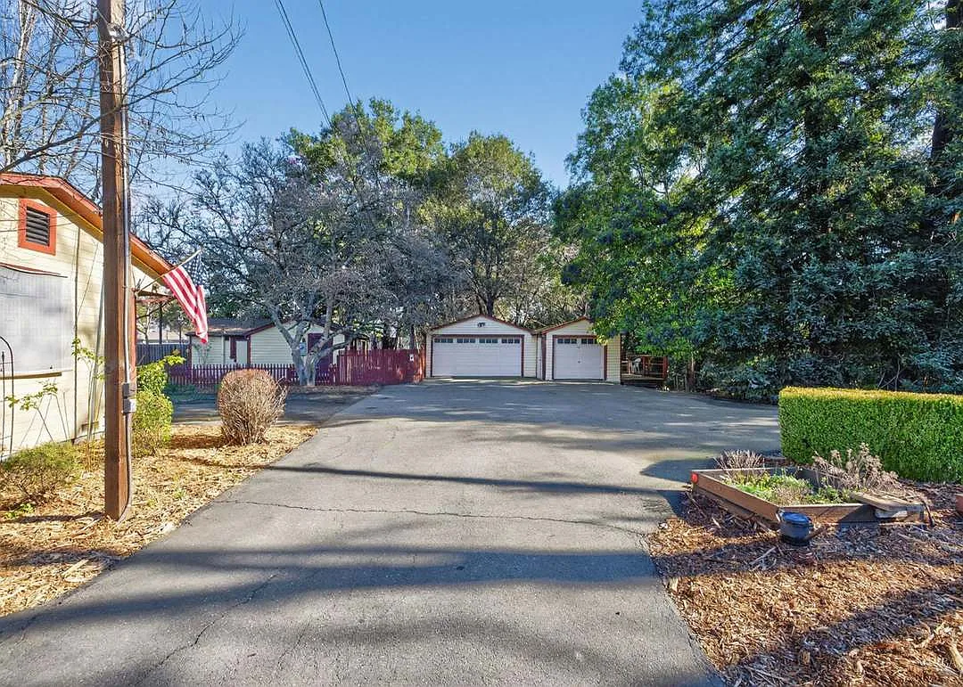 Building Photo - 132 Steiner Ct