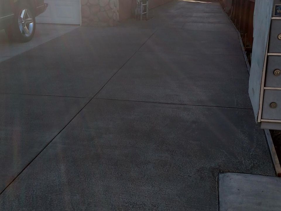 2nd image of 9780 Ashford Ave