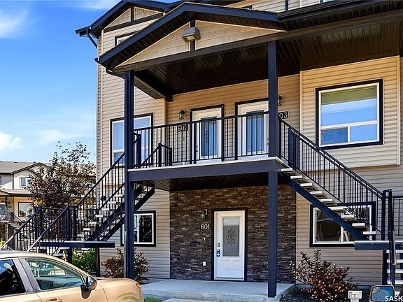 2nd image of UNIT 601-3814 Dewdney AVENUE E