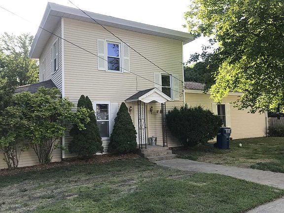 2nd image of 504 E Coffren St