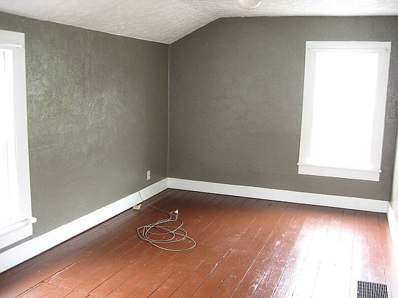 master bedroom 414 1/2