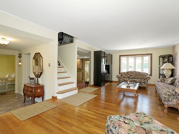 5th image of 3 Cliftwood Pl