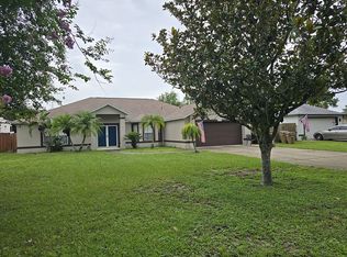 11313 Autumn Wind Loop, Clermont, FL 34711
