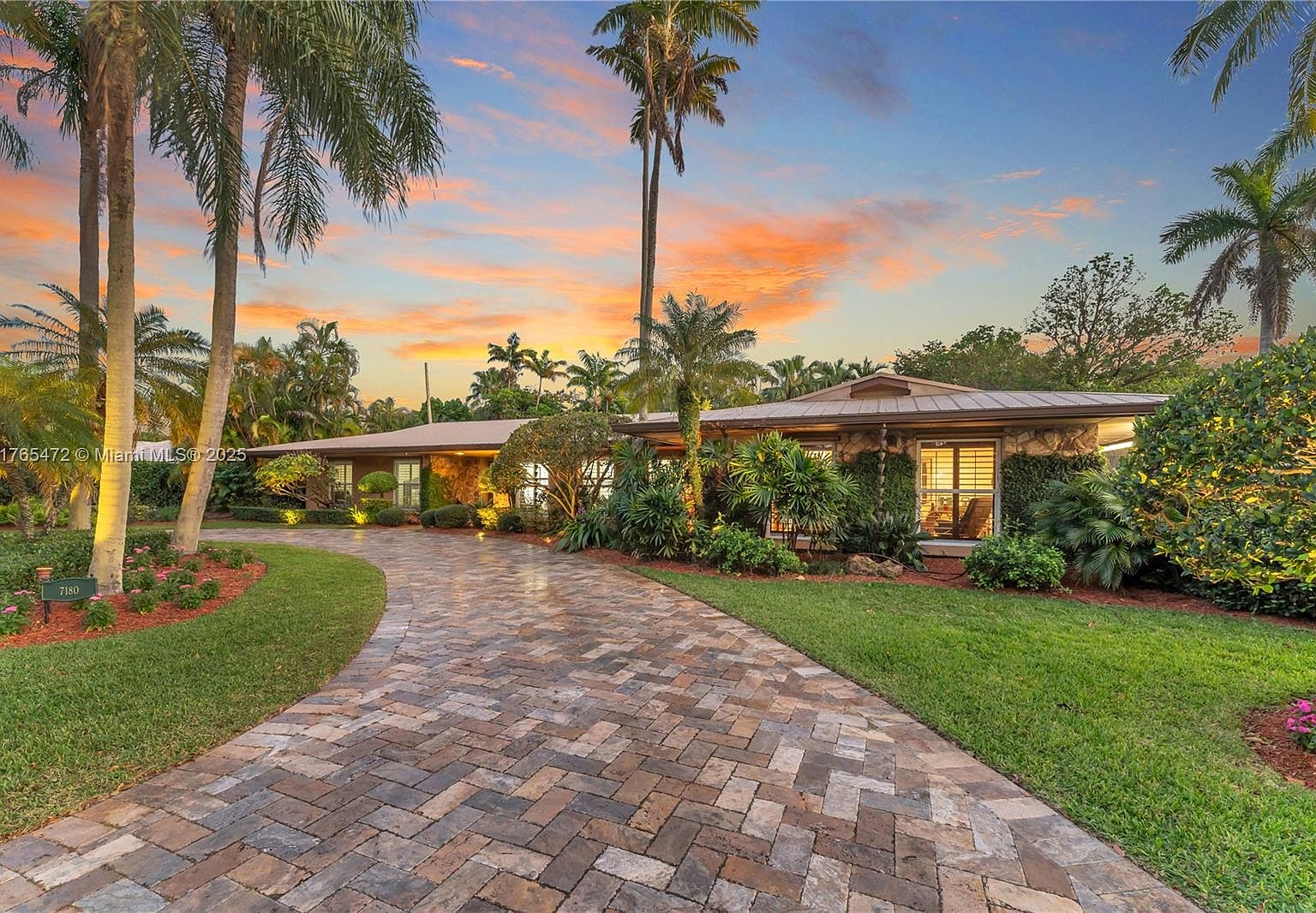 【てらっちです】 7180 SW 115th Ter, Pinecrest, FL 33156 | Zillow