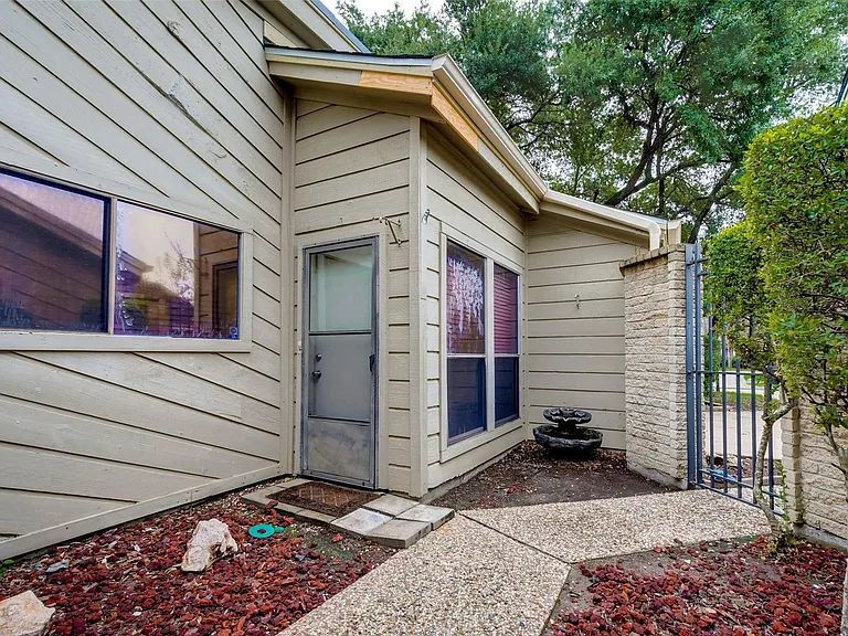 6030 Gallant Forest Dr — Photo 6