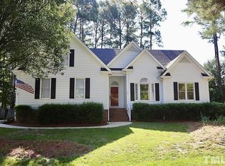 605 Moon Shadow Ct, Fuquay Varina, NC 27526