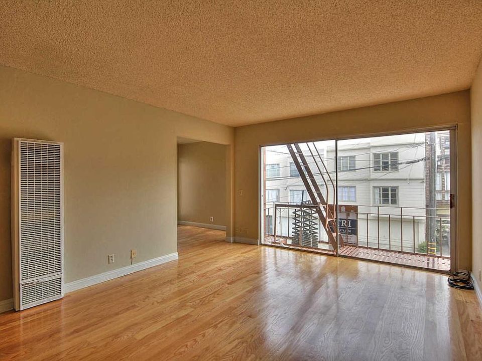 Living Room with Huge Sliding Door