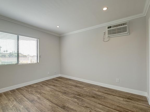 5th image of 1837 S Marvin Ave APT 3