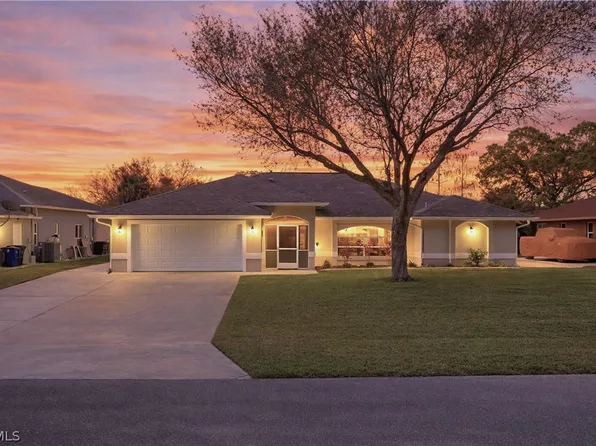 18105 Wells Rd, North Fort Myers, FL 33917