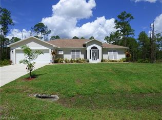 911 Wells Ave, Lehigh Acres, FL 33972