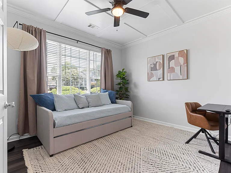 309 Raleigh Dr — Photo 13