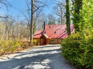 646 Lakeview Dr, Smithville, TN 37166