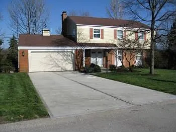 221 Camelford Rd photo 1