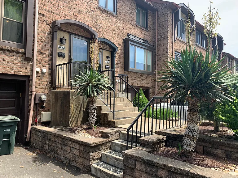 3188 Burnley Pl — Photo 1