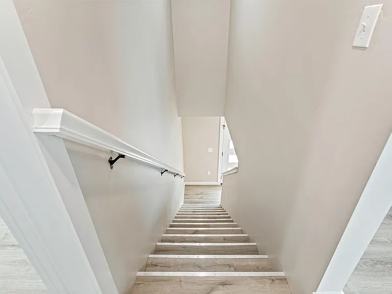 Liberty Estates — Photo 12