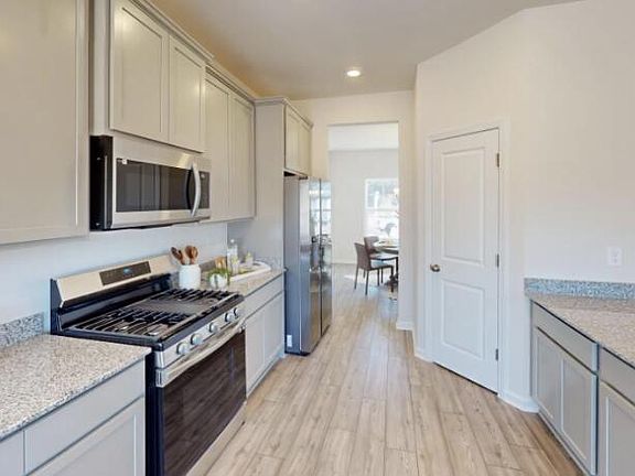 5th image of 3040 NW Tanbark Oak Lane LOT61