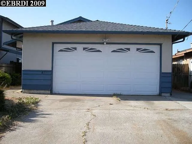 4229 Ohio Ave photo 1