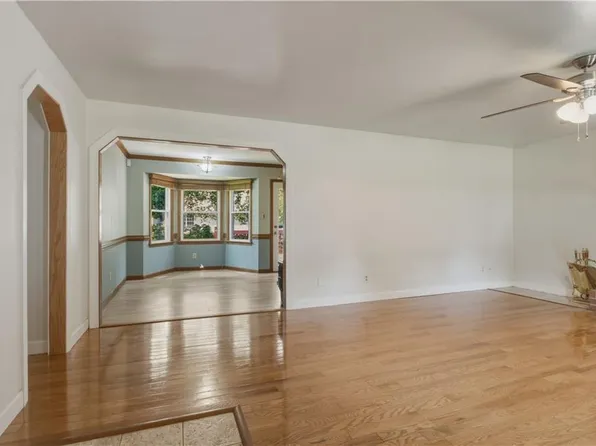5529 Greenbrook Dr, Portsmouth, VA 23703