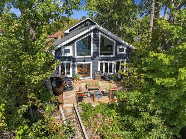 19 Stanley Ave, Oro Medonte, ON L0L 1T0