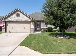 621 Donna Cir, Granbury, TX 76049
