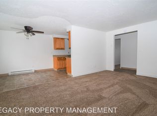 755 SE Hogan Rd #4, Gresham, OR 97080