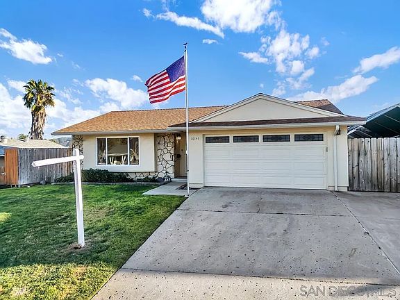 2nd image of 10143 Maple Tree Rd