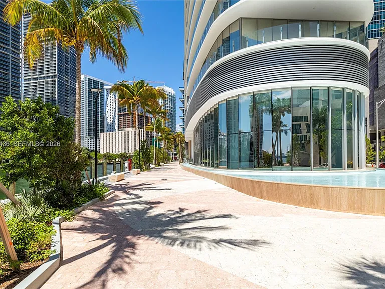 300 Biscayne Boulevard Way #2802 — Photo 51
