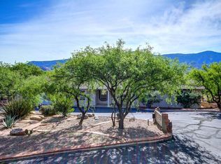 5301 E Starhaven Ln, Tucson, AZ 85739