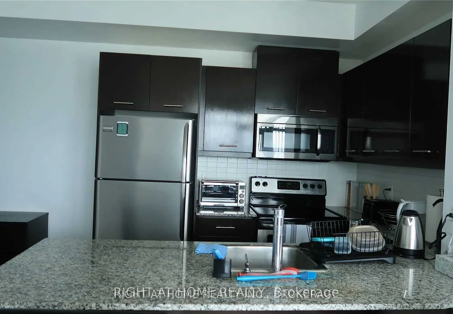 2 bed, $2,450 — Photo 2