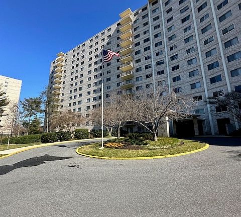 2nd image of 1111 University Blvd W #11164442