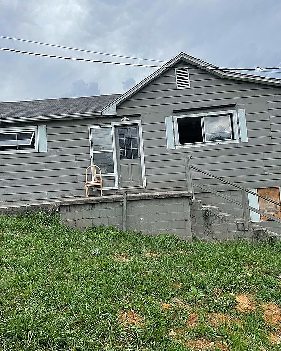1st image of 310 Anderson St