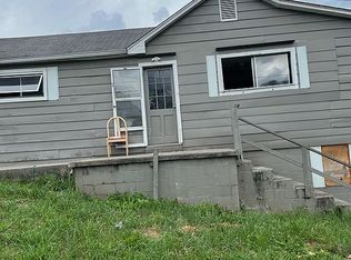 310 Anderson St, Surgoinsville, TN 37873