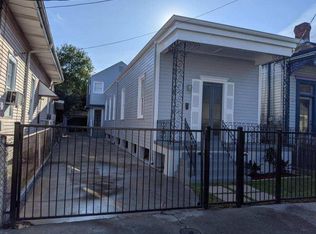 928 Pleasant St, New Orleans, LA 70115