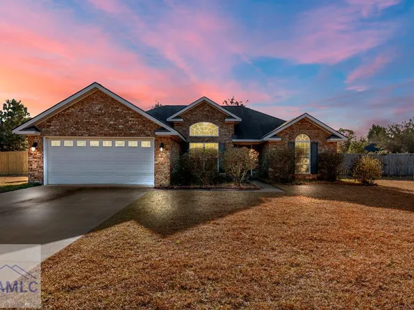 215 Burnt Pines Rd NE, Ludowici, GA 31316