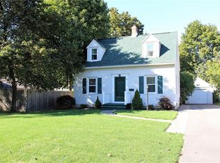 54 Corley Dr, Irondequoit, NY 14622