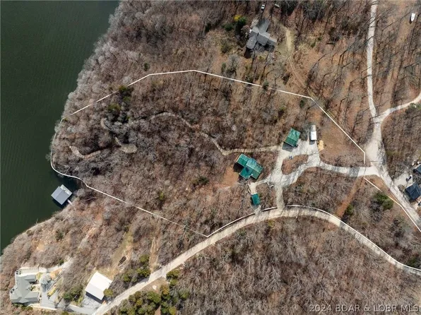 193 Bluffview Dr, Camdenton, MO 65020