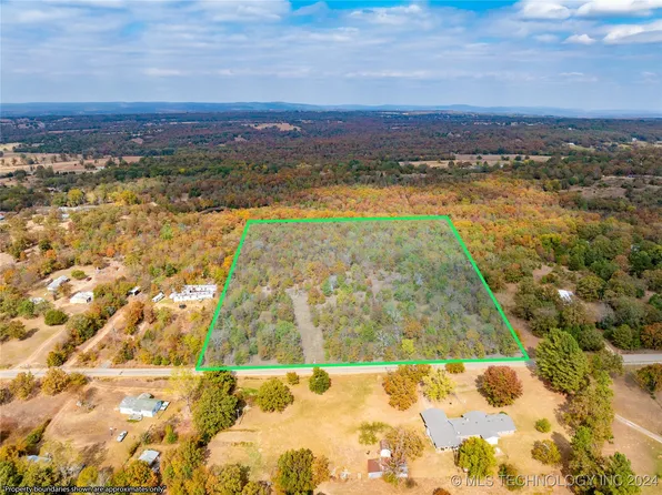 E 1080th Rd, Muldrow, OK 74948