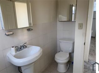 211 Beach 30th St #1, Far Rockaway, NY 11691
